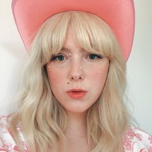 Meet your Posher, Martha